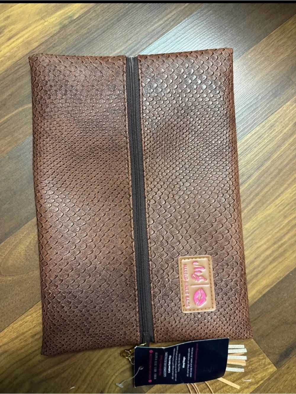 Makeup Junkie Bags Brown Snakeskin Cosmetic Bag – NWT